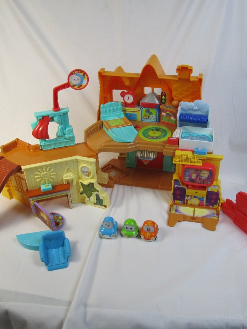 VTech Go! Cory Carson Cory’s Stay & Play Home Learning Toy Folding House